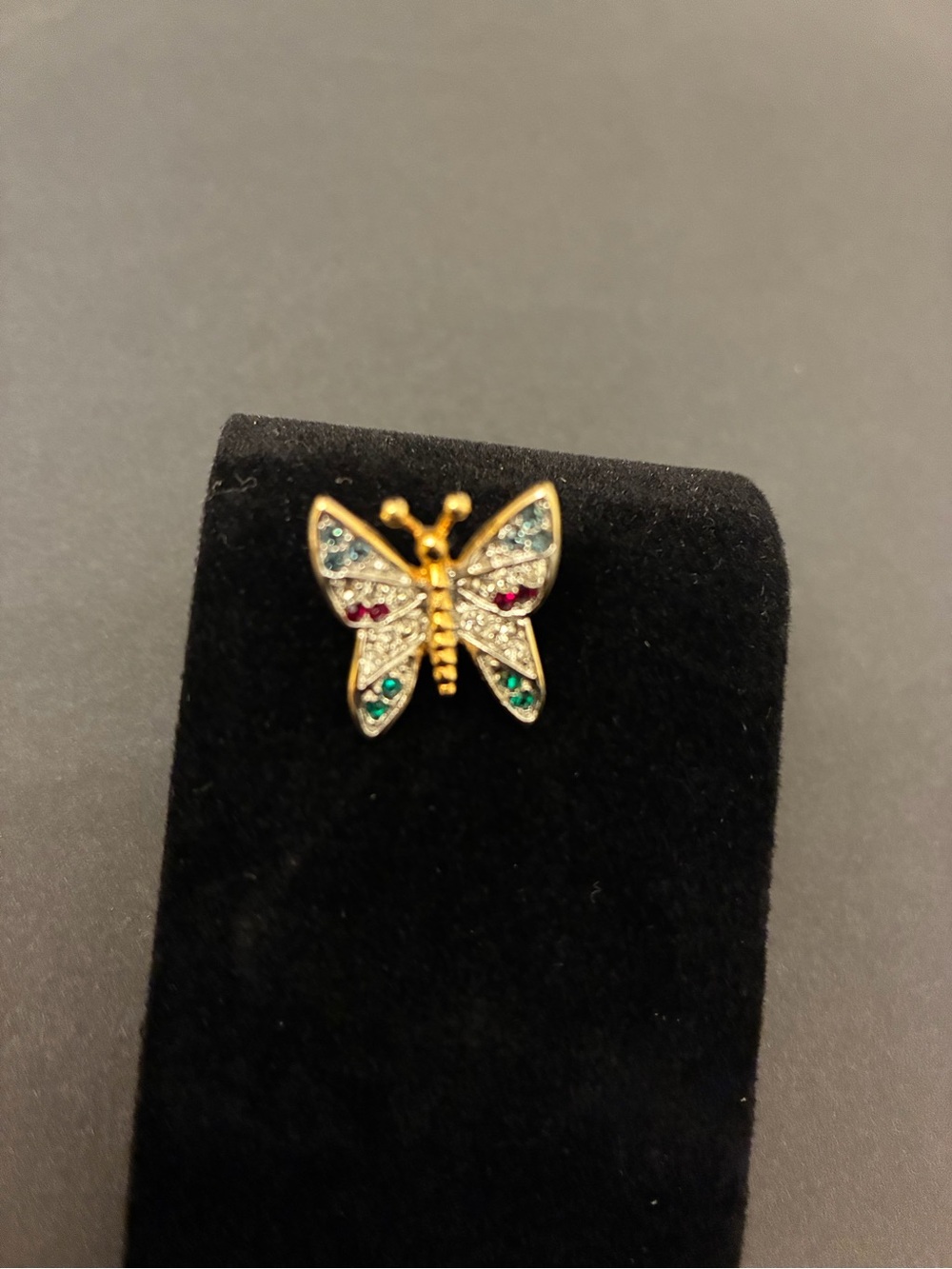 Pre-owned Vintage Gold Tone Butterfly Brooch with Multi-Color Rhinestones